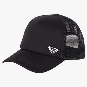 NWOT Roxy women’s trucker hat